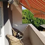 Sia House Пула